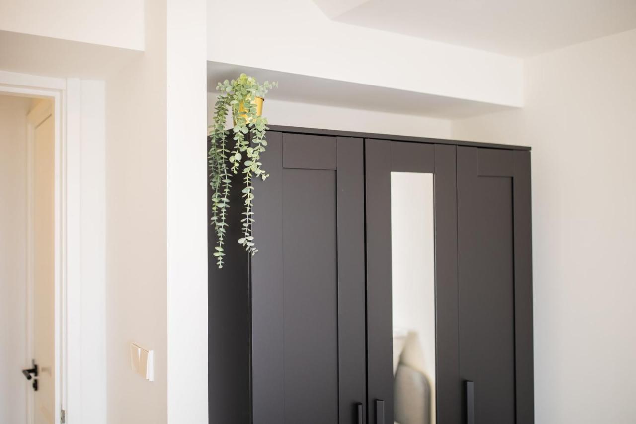 Happily 2 Bedroom Serviced Apartment 75M2 -Nb306H- Rotterdam Exterior foto